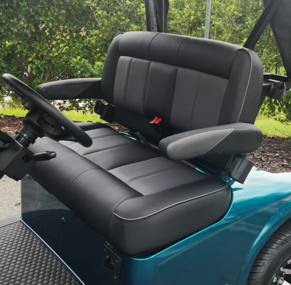 2025 E-Z-GO Freedom RXV ELiTE - Image 2
