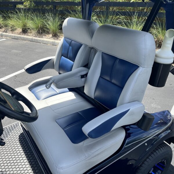 2023 E-Z-GO Freedom RXV ELiTE - Image 2