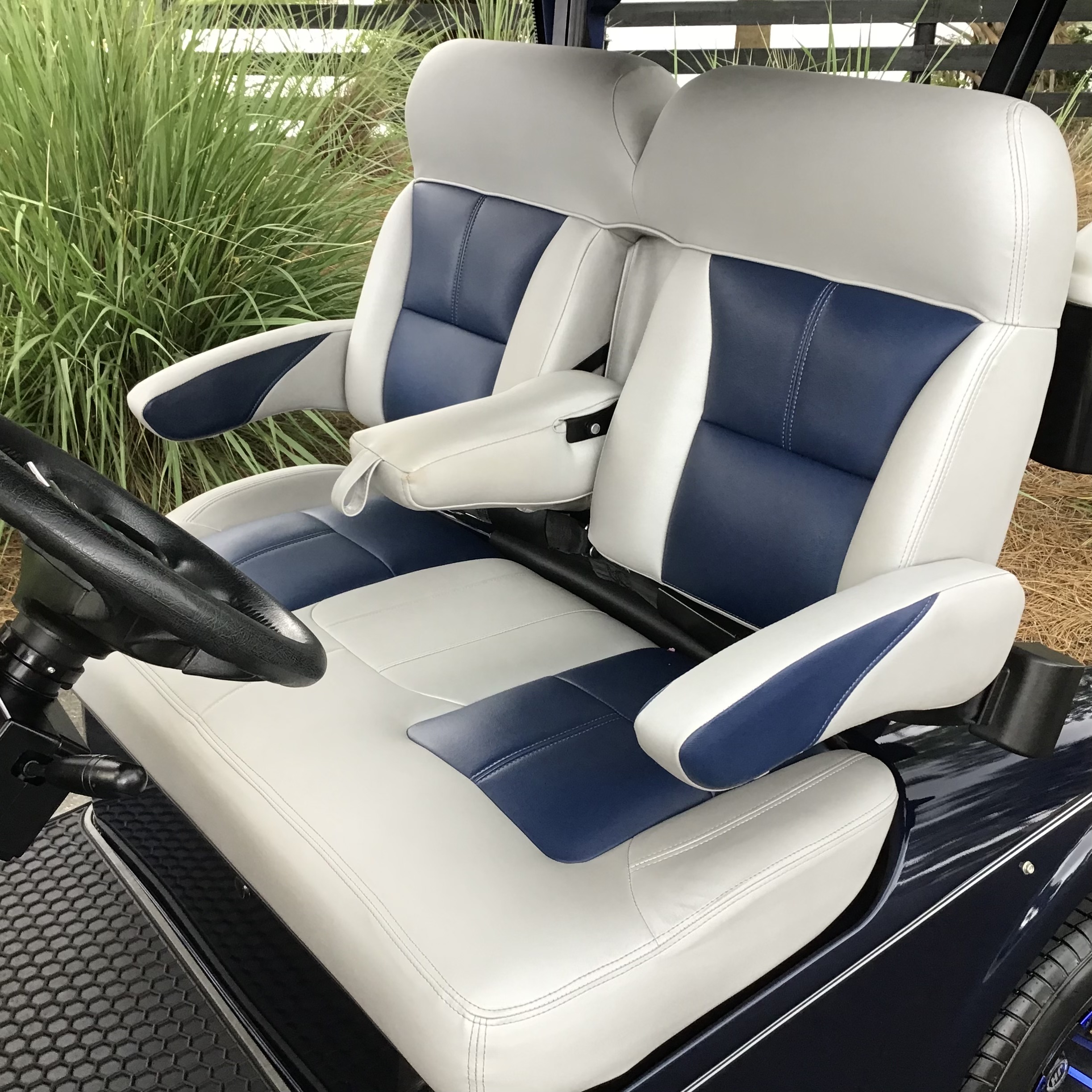 2023 E-Z-GO Freedom RXV ELiTE - Image 3